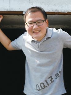 Seong-Yong Park